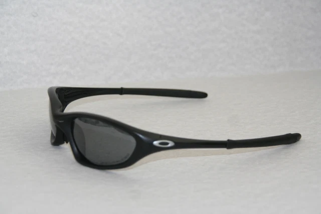 OAKLEY XX TWENTY Original Vintage Black Frames Polarized