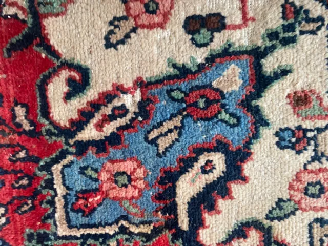 Very Large Beautiful Traditional Vintage Rug 2.50 X 3.50 