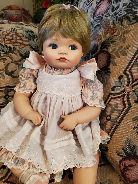 The Hamilton Collection "Jessica" Bisque porcelain doll 1989 Vintage. Excellent