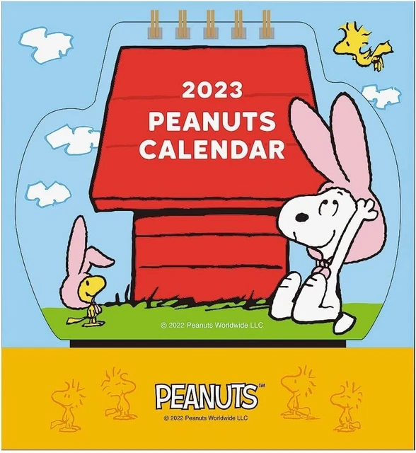 PEANUTS SNOOPY 2023 desktop calendar die cut type / dog house £19.26
