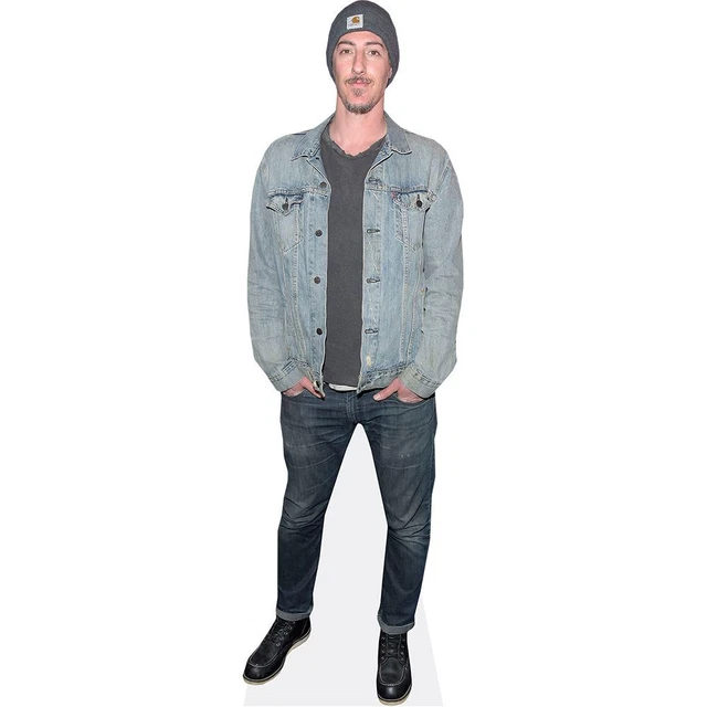 Pietro Lombardi (Shorts) Silhouette En Carton Grandeur Nature