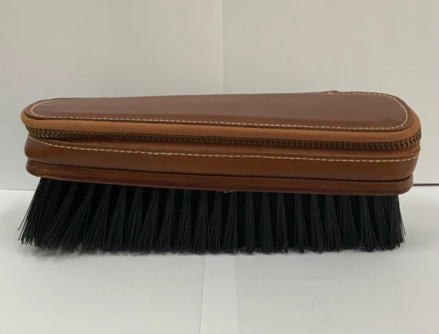 Shoe Polish Brush With A Zipper Pouch Brown