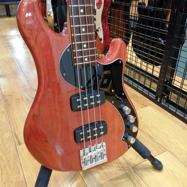 FENDER USA electric bass AMERICAN DELUXE DIMENSION BASS FENDER USA electric bass AMERICAN DELUXE DIMENSION BASS