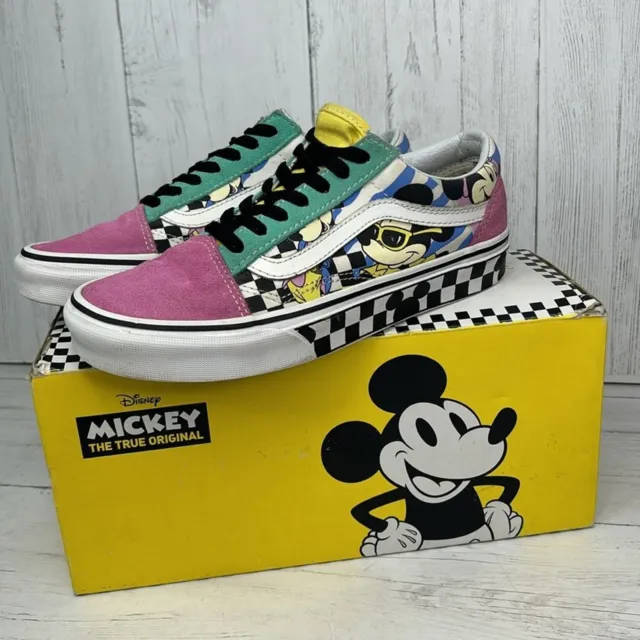 Vans x Disney Old Skool Shoes Sneakers Mickey and Friends in Womens Size 7.5