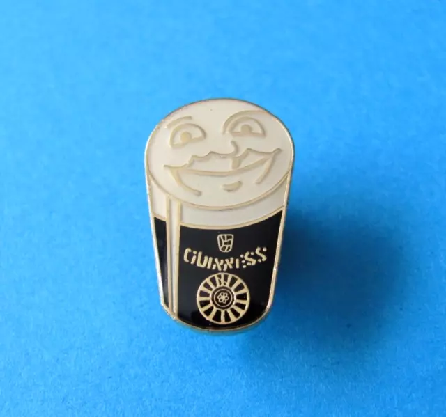 Guinness Pint " Round Table " Pin Badge. VGC. Unused. Enamel.