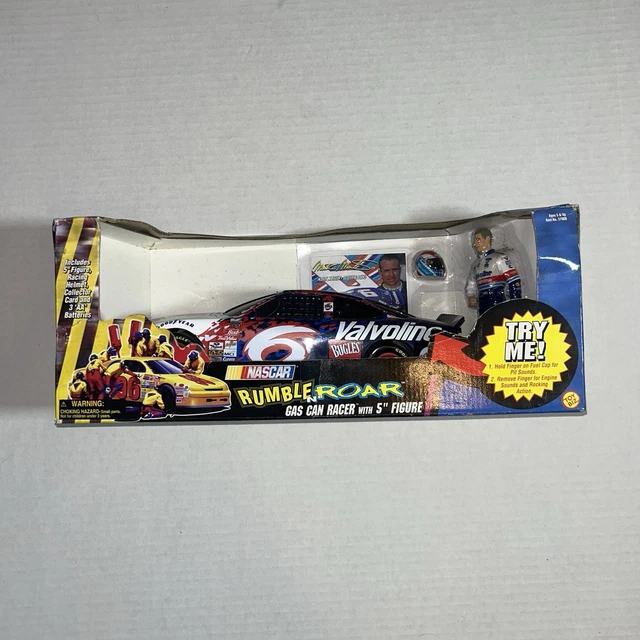 Nascar Rumble Roar Gas Can Racer With 5 Figure # 88 In A Box