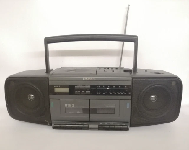 GRUNDIG RR 3100 CD Radio Double Cassette + CD Player Funktioniert K5091 EUR 49,99