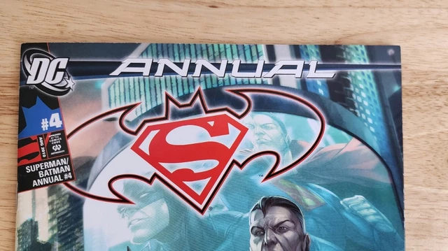 SUPERMAN BATMAN ANNUAL # 4 - DC COMICS 2010 - 1ST PRINT  & #23- Batman Beyond 3