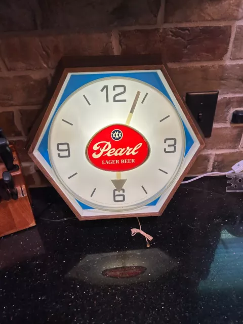 Vintage Pearl Beer  Sign Light  UP Clock