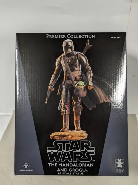 Star Wars The Mandalorian with The Child 25 cm Gentle Giant
