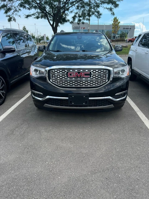 GMC: Acadia Denali