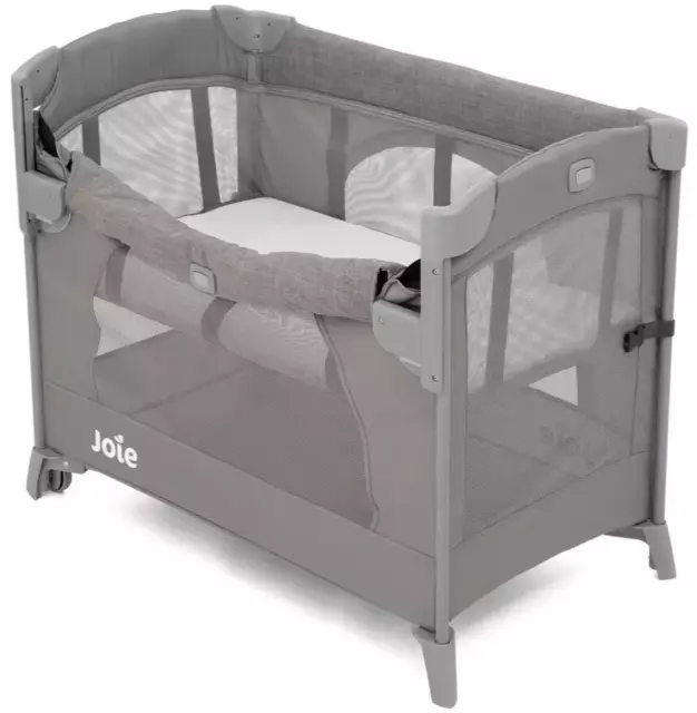 Joie Kubbie™ Sleep Bedside Crib & Travel Cot FOGGY GRAY