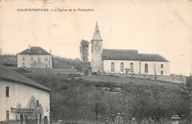 COURTEFONTAINE - l'église et le presbytère  (Doubs)