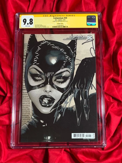 CGC SS 9.8~Catwoman #50~variant~SIGNED by Sozomaika~DC Comics Batman villain~002