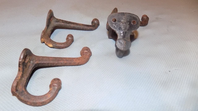 4 Coat Hooks Rustic School Farm House Old Cast Iron Vintage 1880’s Acorn Top 3