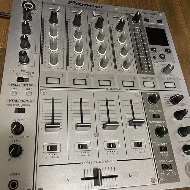 Pioneer DJM-700 Digital DJ Mixer Silver 4-Channel 4ch No Box Pioneer DJM-700 Digital DJ Mixer Silver 4-Channel 4ch No Box