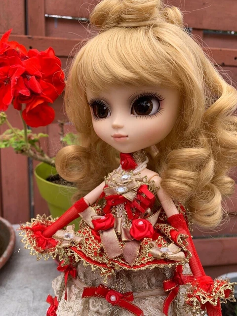 Pullip Princess Rosalind | Jardin de Rozene