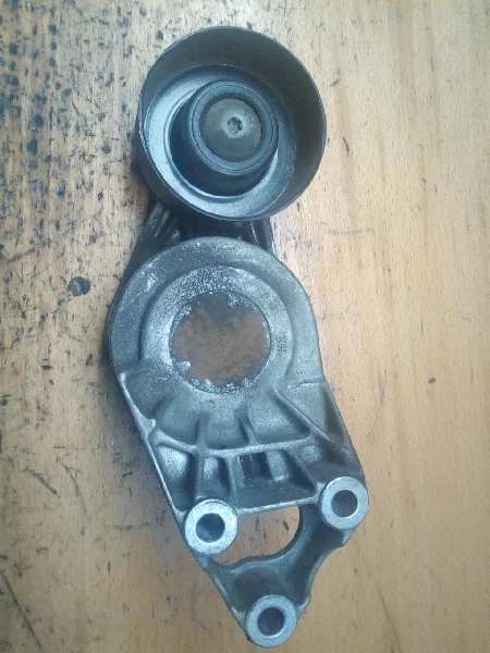 13718 galet tendeur pour SEAT IBIZA III 1.9 SDI 2002 157780