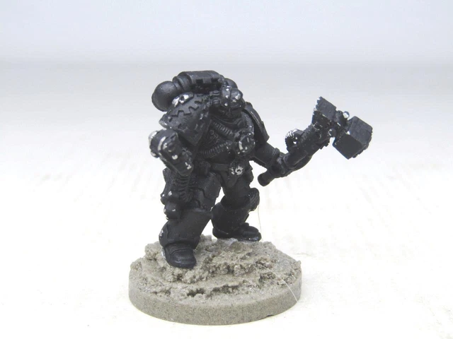 Pretre de fer Space Wolves Warhammer 40000