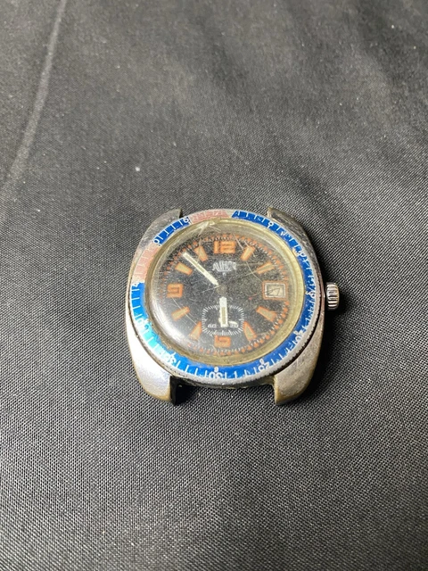 Montre Mécanique Homme à Restaurer - Boîtier Doré, Diamètre 32mm, Mouvement Manuel