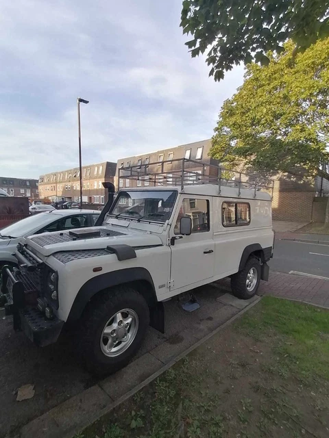 Pic Click Land Rover LAND ROVER DEFENDER 110 TD5 £11,500.00 - PicClick UK