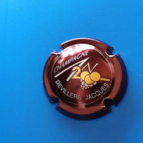 capsule de champagne AN 2000 PERSO J. DEVILLERS  sur 615  RARE