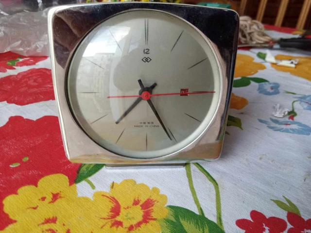sveglia vintage double rhomb china made 70's funzionante 2