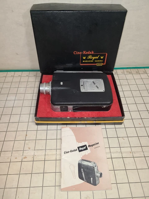 Cámara de cine y estuche vintage Cine-Kodak Royal Magazine de 16 mm con caja