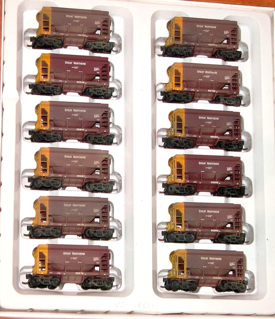HO WALTHERS 9324462 Ore Cars 12 Pack Great Northern Gn Weathered 299.