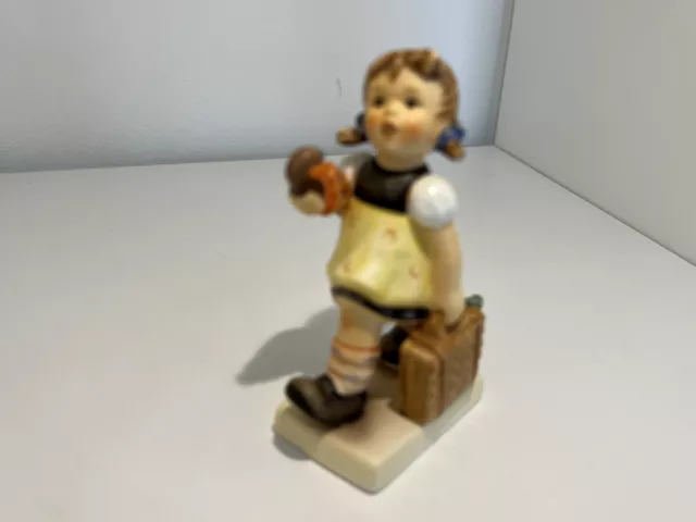 Hummel Figur 2059 Wandermadl 10,5 cm. 1 Wahl. - Top Zustand