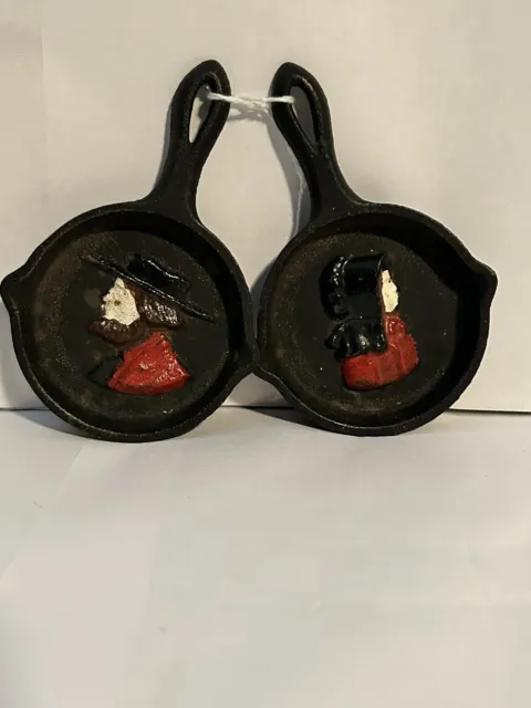Two 3 inch cast iron skillet Hanging Wall Decoration