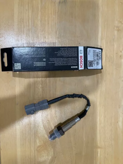 Oxygen Sensor-Engineered Bosch 13720