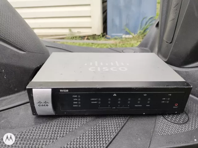 Cisco RV320 Dual Gigabit WAN VPN Router with AC Adapter