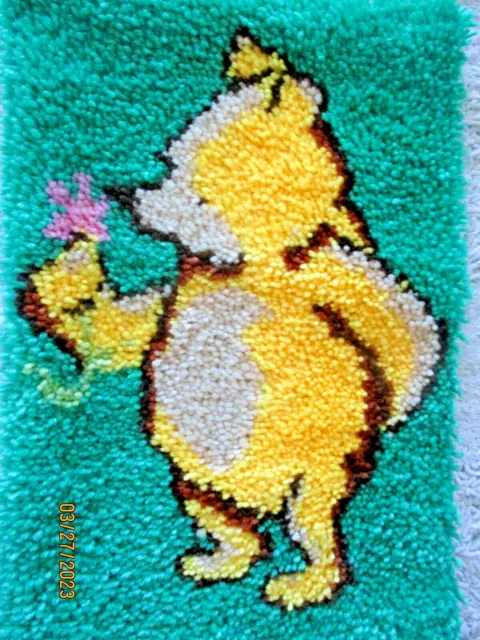"Una alfombra de gancho de pestillo completa Un OSO DE PELUCHE con flor totalmente nueva talla 16"" x 24"