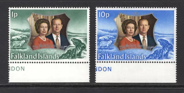 M8735 Falkland Islands 1972 SG289/90 - 1972 Royal Silver Wedding.