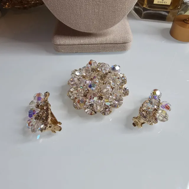 Vtg Juliana D&E Cluster Cha Cha Rhinestone Crystal Dangle Brooch and Earrings AB