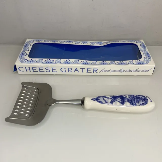 Henri Willig Holland Hand Painted Delfts Cheese Grater Blue White Ceramic Handle