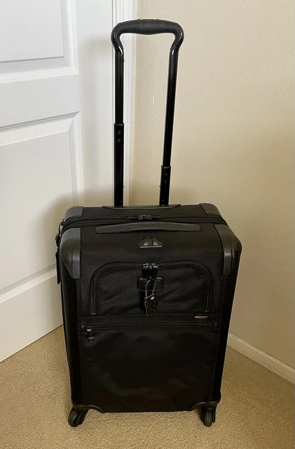TUMI Alpha 2 Continental Expandable 4-Wheel Carry-On (Model #22061D2) Black 3