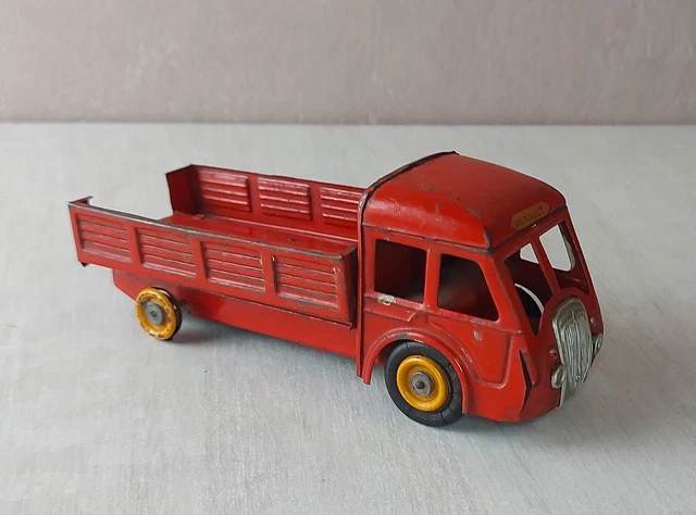 JOUET ANCIEN CIJ 5/37 CAMION RENAULT RIDELLES ADTD ROUES METAL 1939