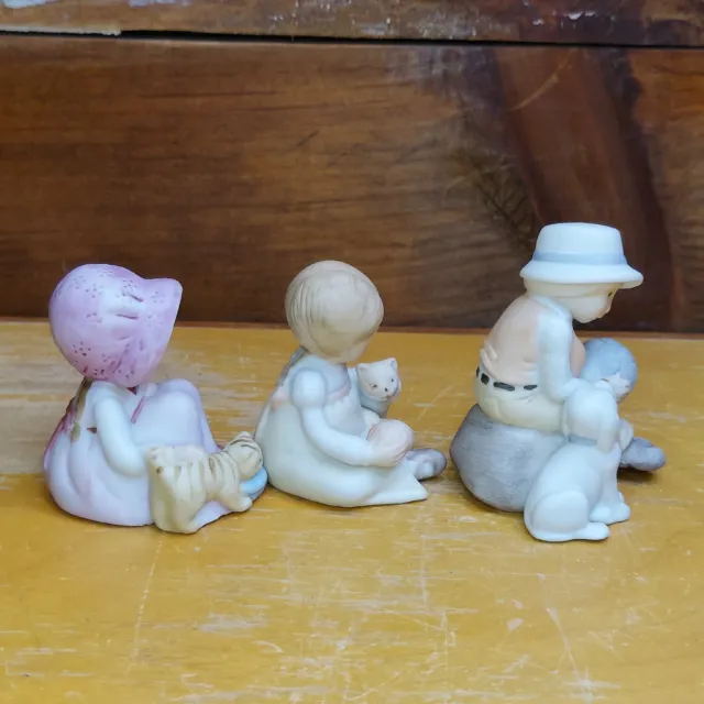 Holly Hobbie Miniature Collection Set of 3 Porcelain Figurines Vintage 2
