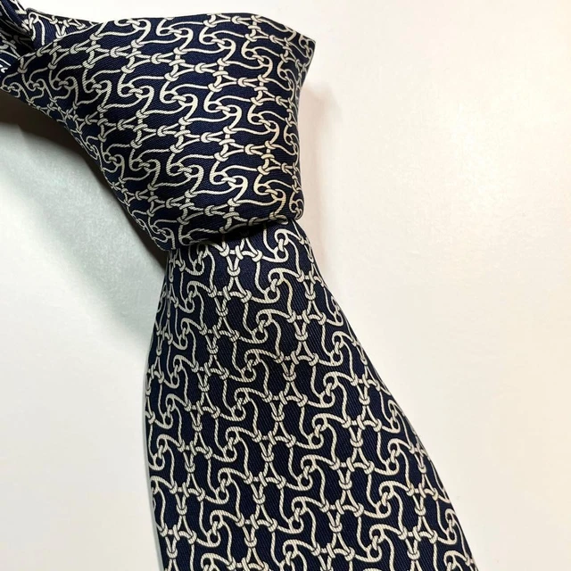 Cravate Hermès 100% Soie Vintage - Bordeaux - Largeur 7,5/140 Cm - Occasion - Pièce Authentique De Collection