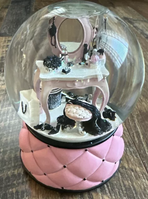 Victoria Secret Sankyo Musical Snow Globe “La Vie en Rose” Pink Wardrobe Vanity