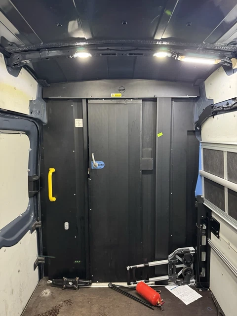 FORD TRANSIT MK8 14-23 Gema Courier Bulkhead With Sliding Door