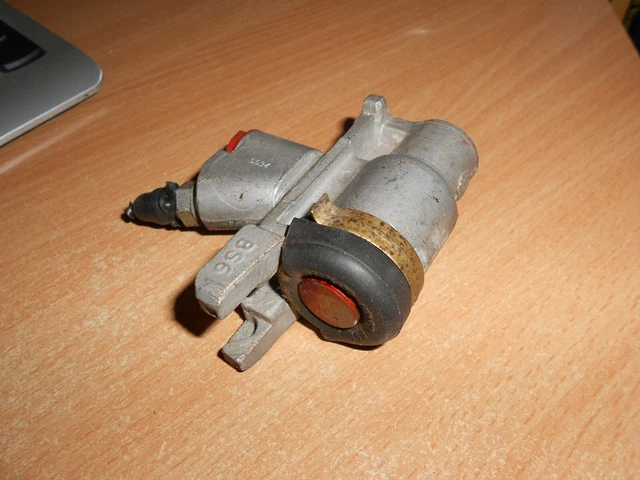 FORD CORTINA MK1 Mk2 - NOS rear brake slave Girling cylinder £19.99 - UK
