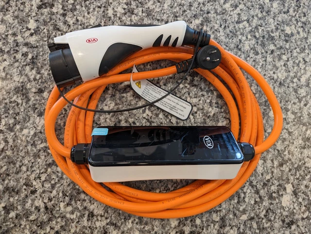 Kia Niro Soul EV charger Electric battery Car plug in hybrid charging cable OEM