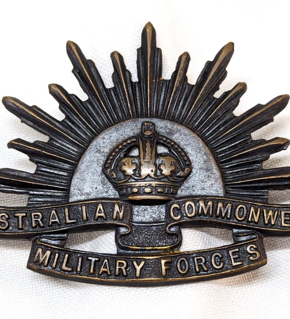 ENGLISH MADE WW1 Australian Army rising brown sun uniform cap badge AIF ...