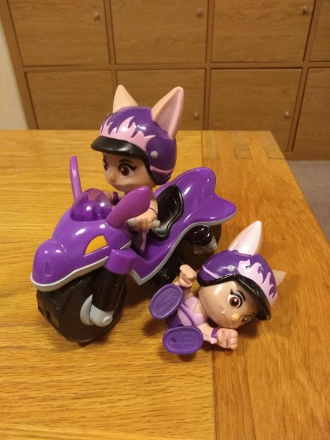 HASBRO NICK JR Top Wing Betty Bat Figure & Dirt Bike + Spare Betty Bat ...