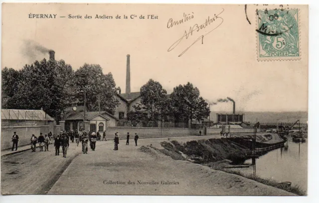 EPERNAY - Marne - CPA 51 - Sortie des Ateliers du chemin de fer Cie de l'est