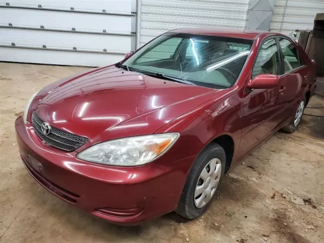 Operators Owners Book CAMRY     2002 Owners Manual 1625060