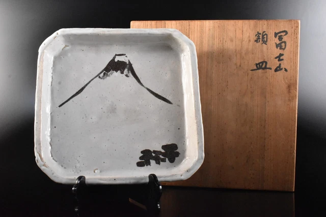 D1200: Japanese Seto-ware White glaze Fujiyama painting square PLATE/dish, auto